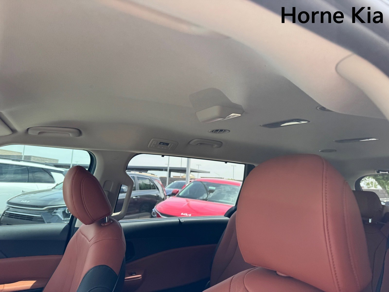 New 2026 Kia Carnival EX FWD image 18