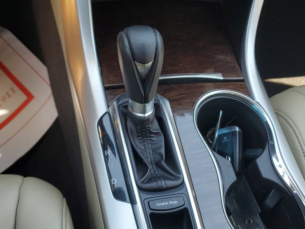 Certified 2018 Acura TLX FWD image 29