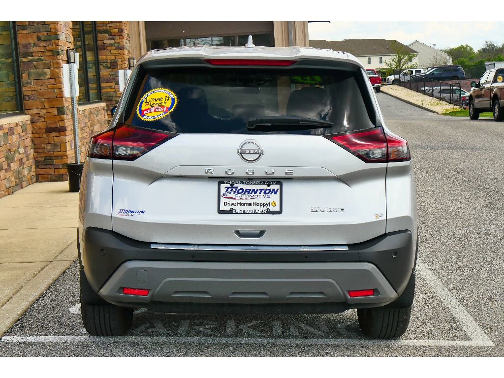 Used 2023 Nissan Rogue SV AWD/4WD image 4