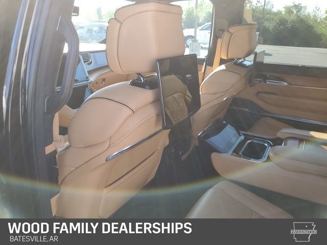 Used 2024 Jeep Grand Wagoneer L Series III w/ Rear Seat Video Group 1 image 23