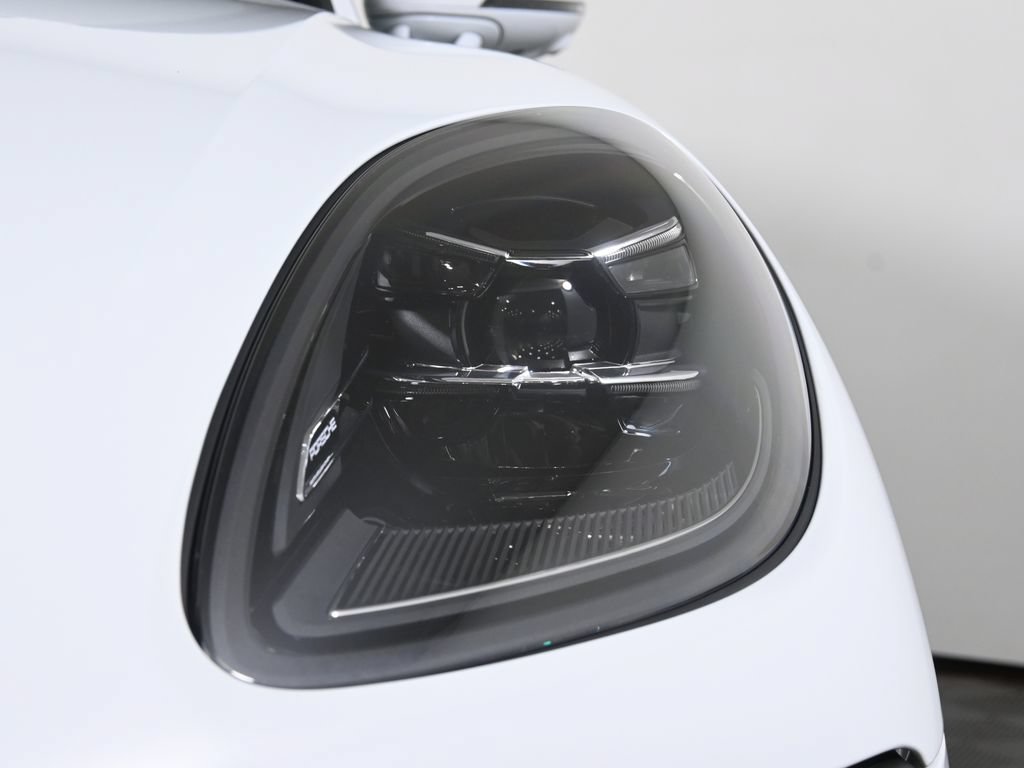 New 2026 Porsche Macan S AWD/4WD image 11