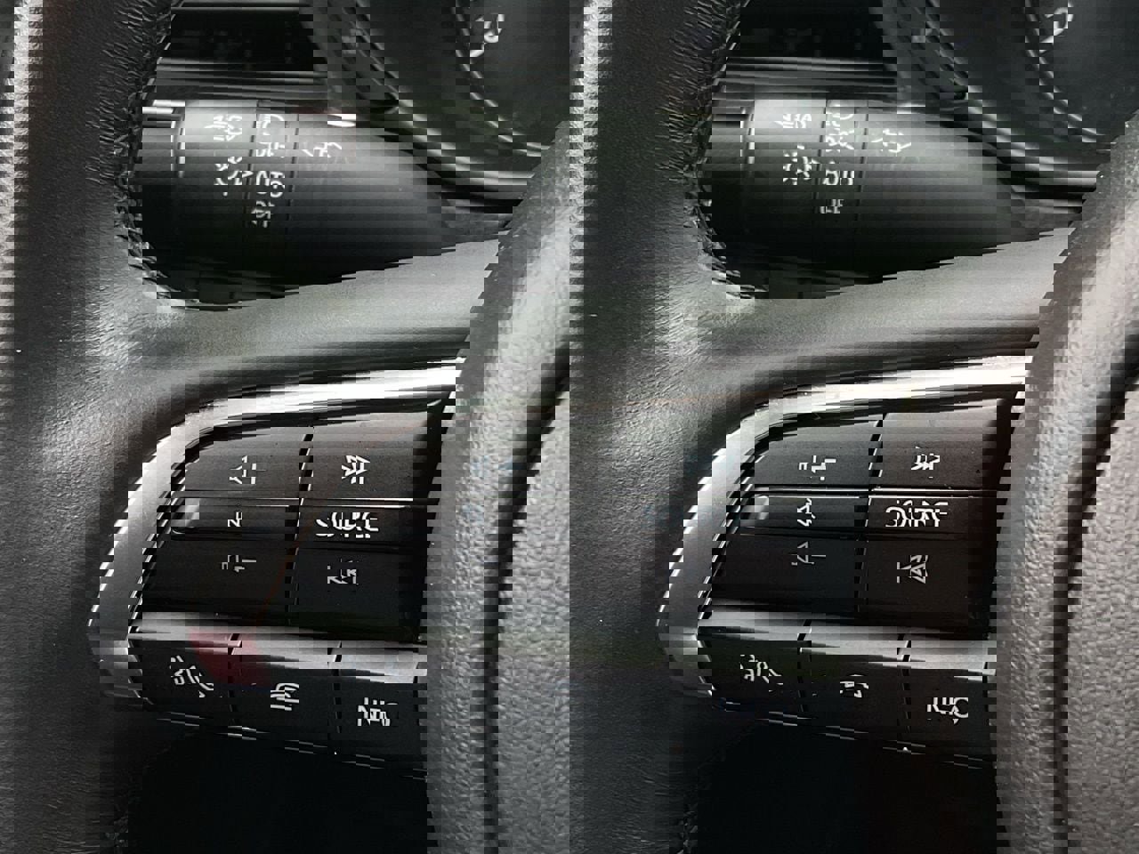 Used 2025 MAZDA CX-30 AWD 2.5 S w/ Preferred Package image 25