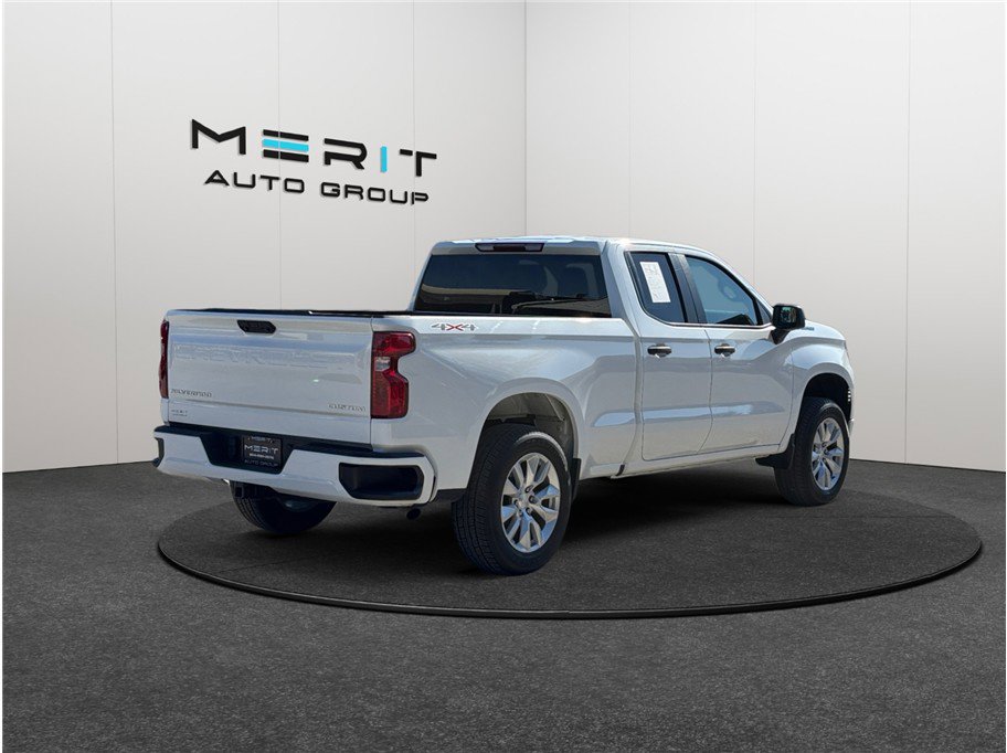 Used 2022 Chevrolet Silverado 1500 Custom image 9