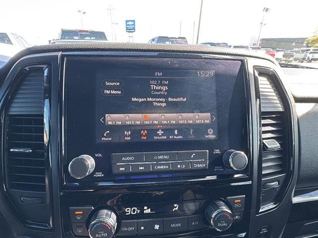 Used 2024 Nissan Titan SV image 19