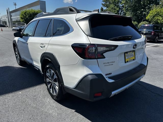 Used 2023 Subaru Outback Limited AWD/4WD image 7