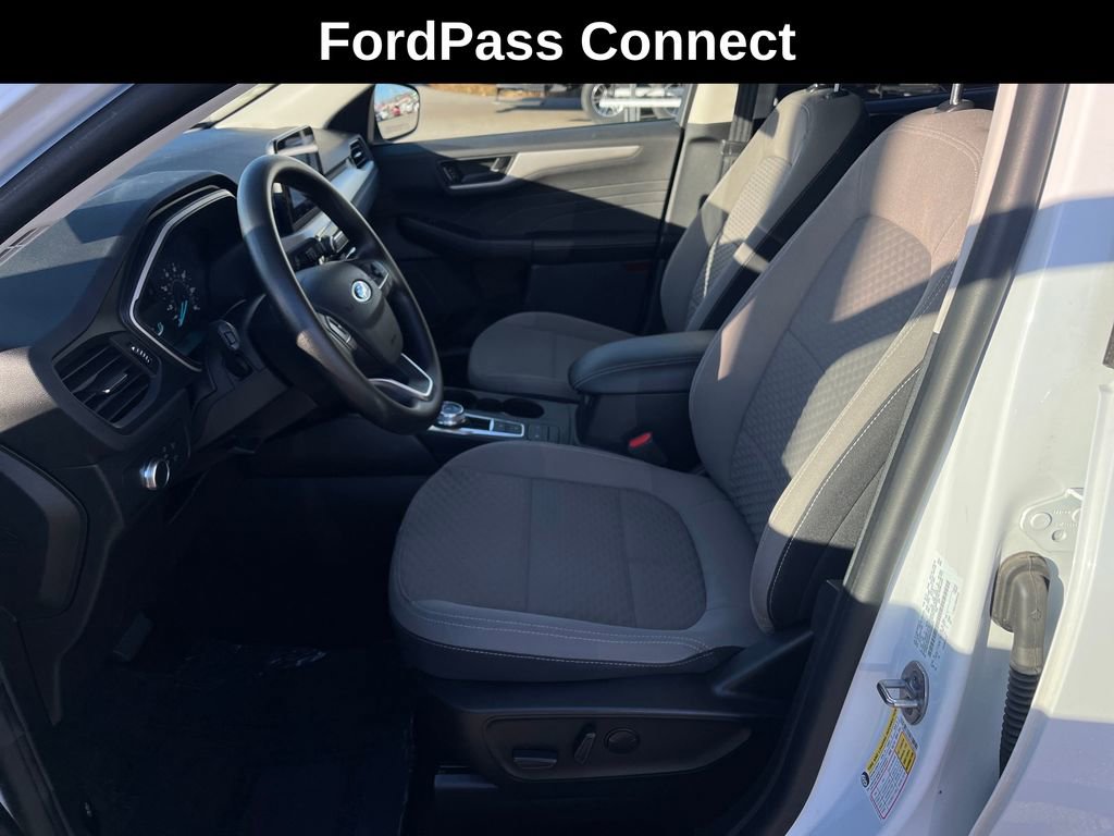 Used 2022 Ford Escape SE image 10