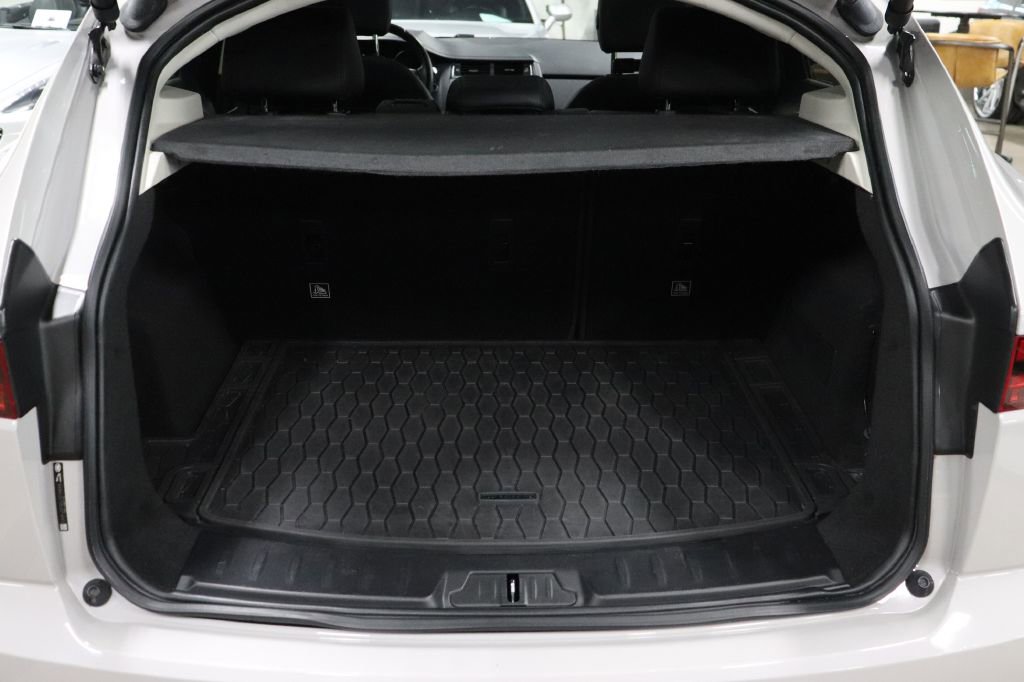 Used 2018 Jaguar E-PACE S image 17