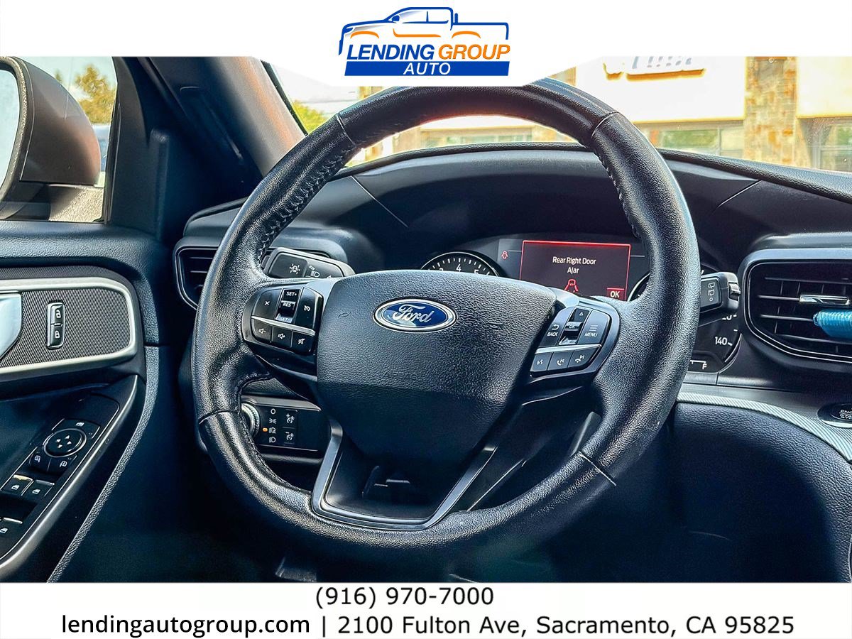 Used 2020 Ford Explorer XLT RWD image 14