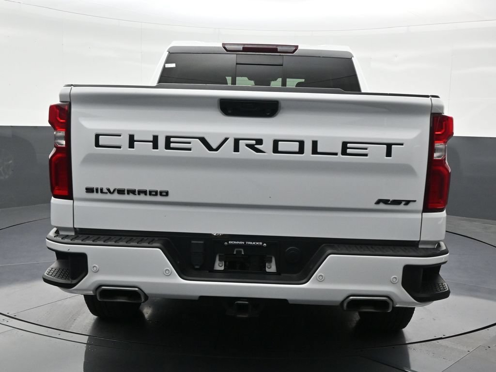 Used 2023 Chevrolet Silverado 1500 RST AWD/4WD image 4