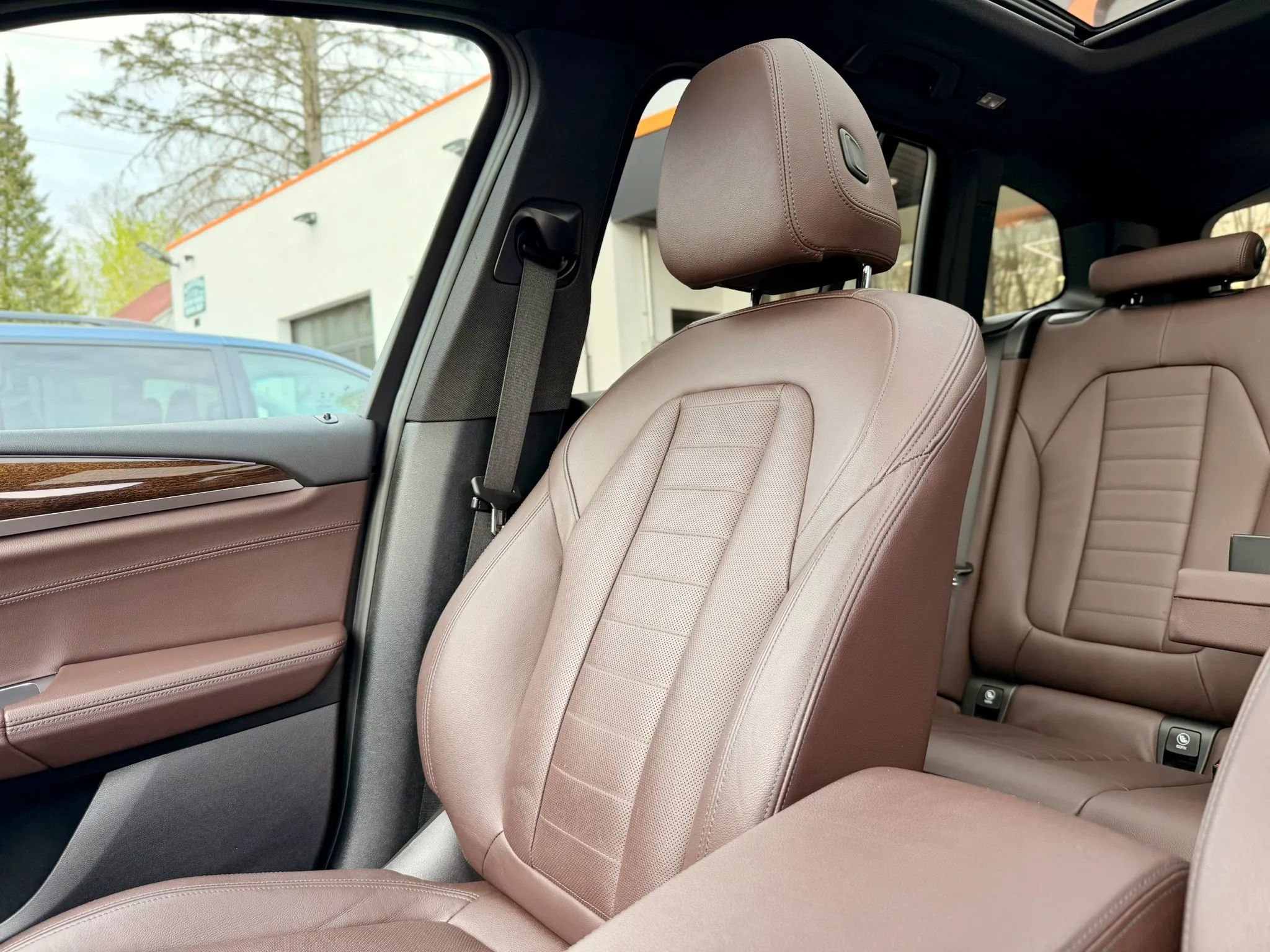 Used 2019 BMW X3 xDrive30i w/ Executive Package AWD/4WD image 25