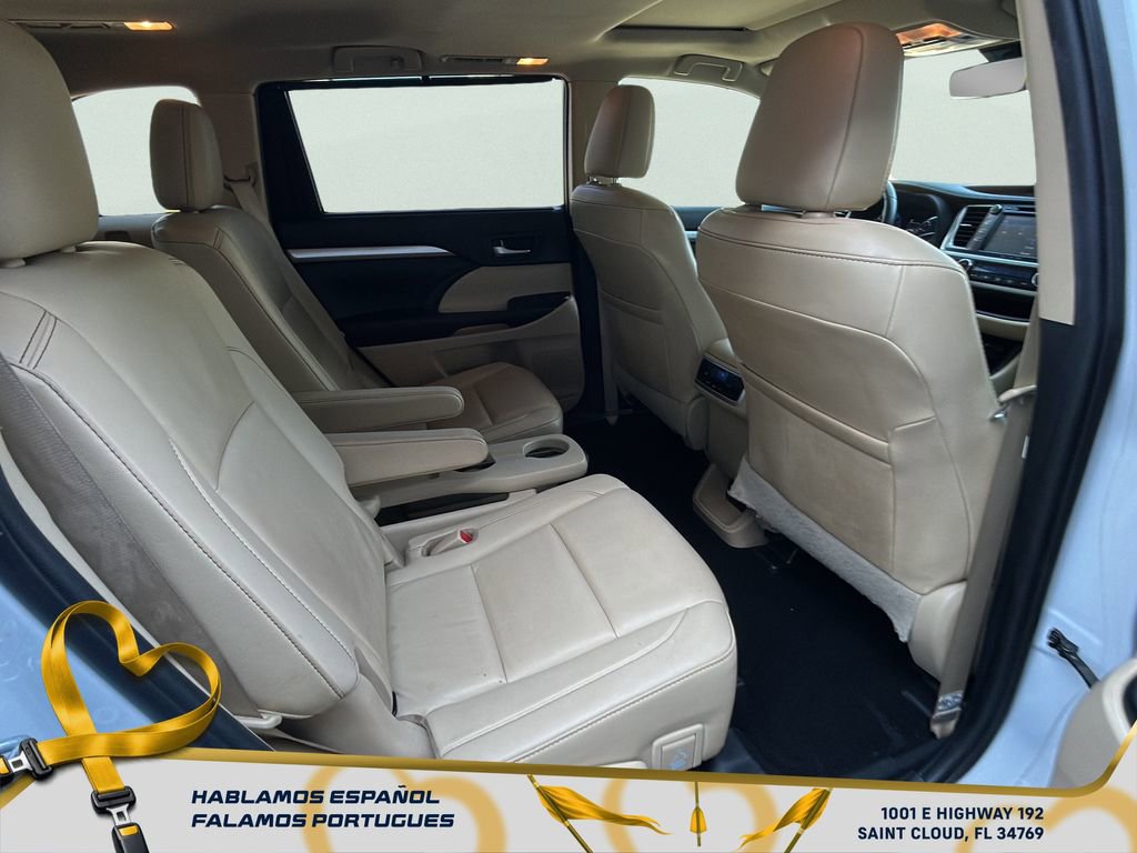Used 2019 Toyota Highlander XLE image 32