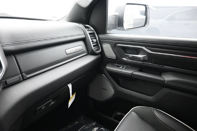New 2027 RAM 1500 Laramie AWD/4WD image 8