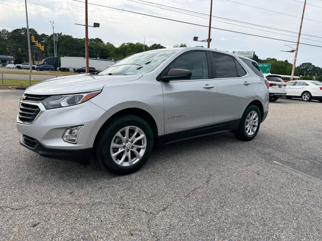 Used 2021 Chevrolet Equinox LS w/ LS Convenience Package FWD image 13