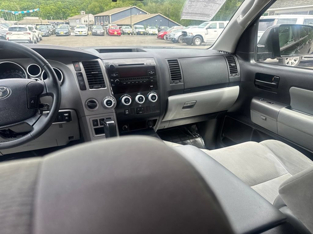 Used 2012 Toyota Sequoia SR5 AWD/4WD image 33