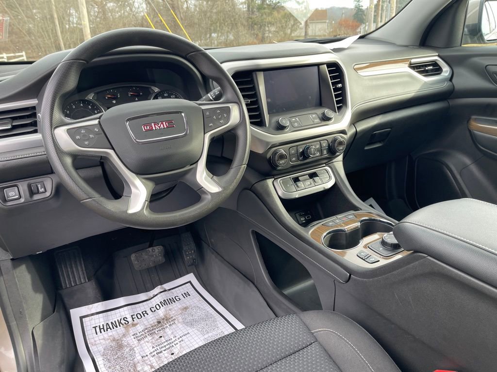 Used 2023 GMC Acadia SLE w/ Driver Convenience Package image 12