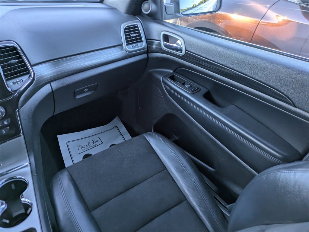 Used 2021 Jeep Grand Cherokee Laredo X image 20