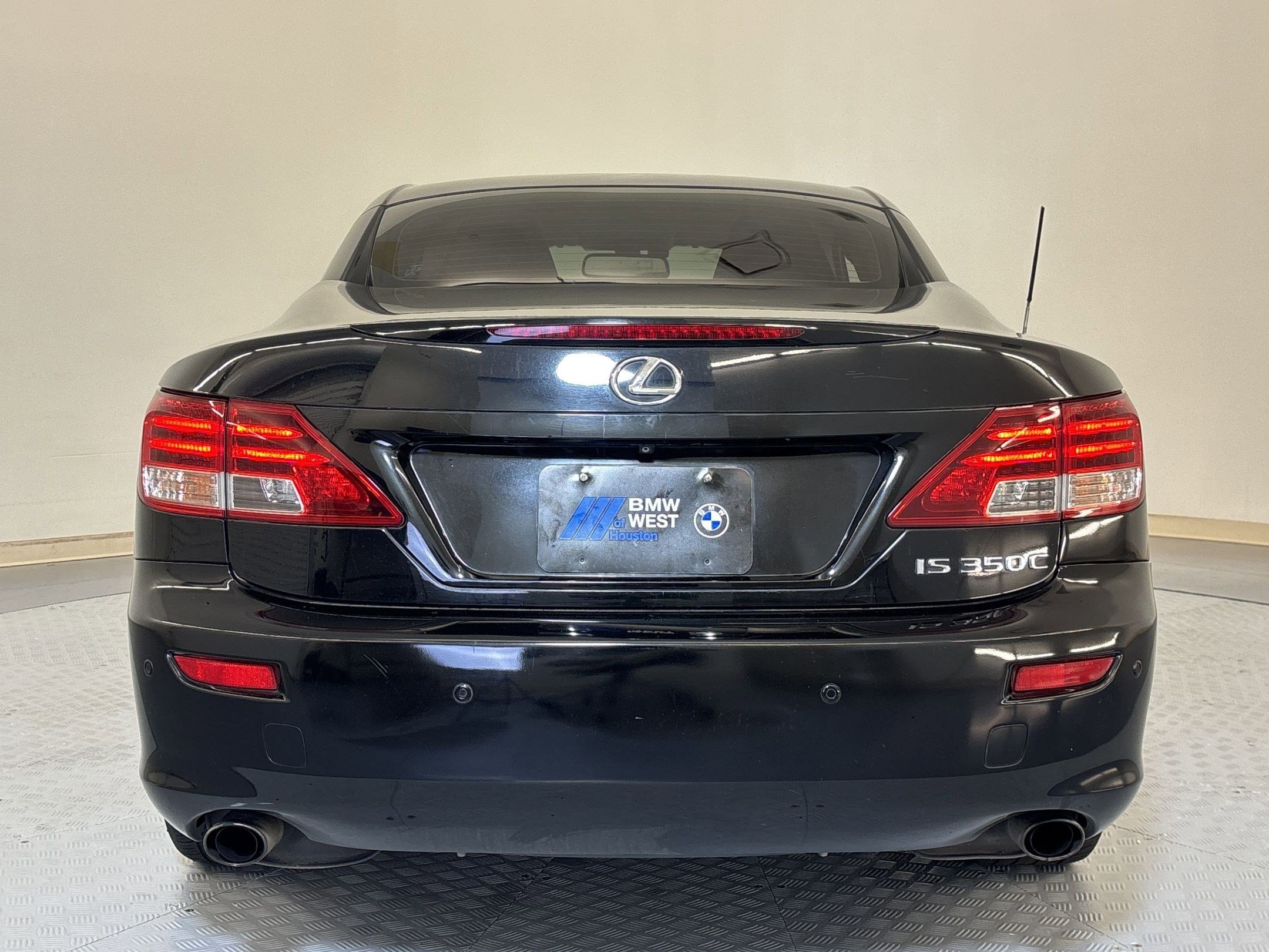 Used 2011 Lexus IS 350C w/ Luxury Pkg RWD image 10