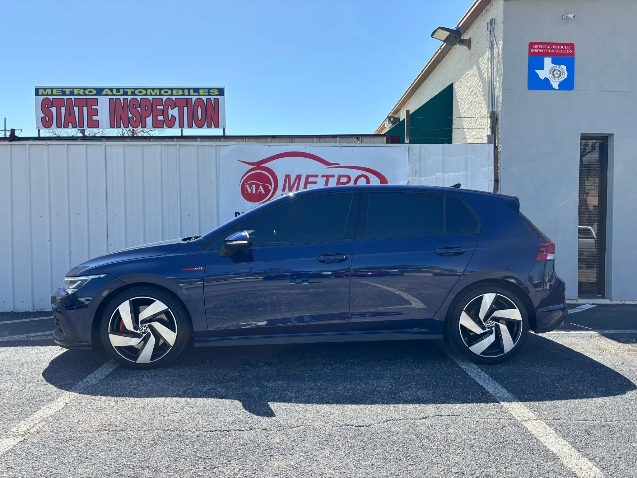 Used 2022 Volkswagen GTI S FWD image 2