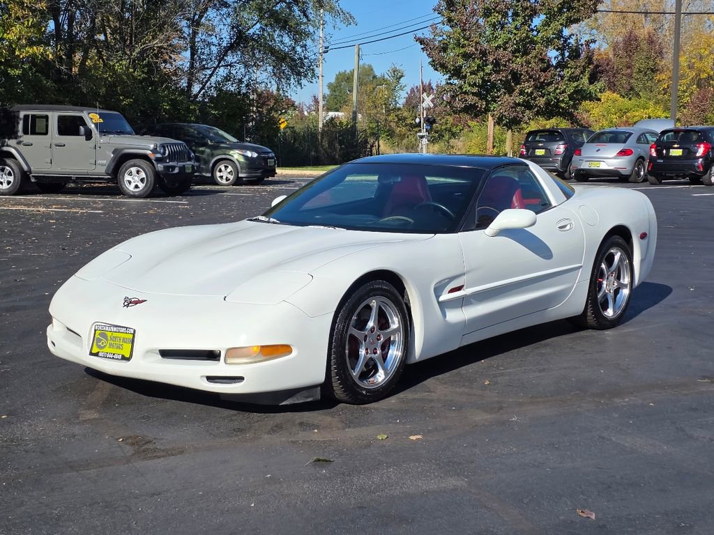 Used 2004 Chevrolet Corvette Coupe w/ Preferred Equipment Group image 3