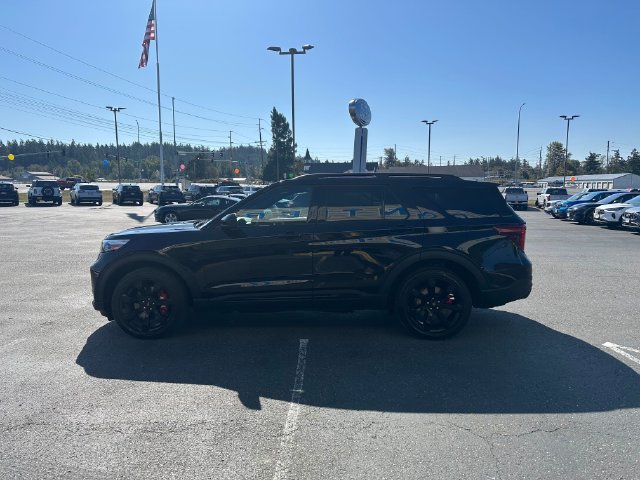 Used 2022 Ford Explorer ST w/ ST Street Pack AWD/4WD image 5