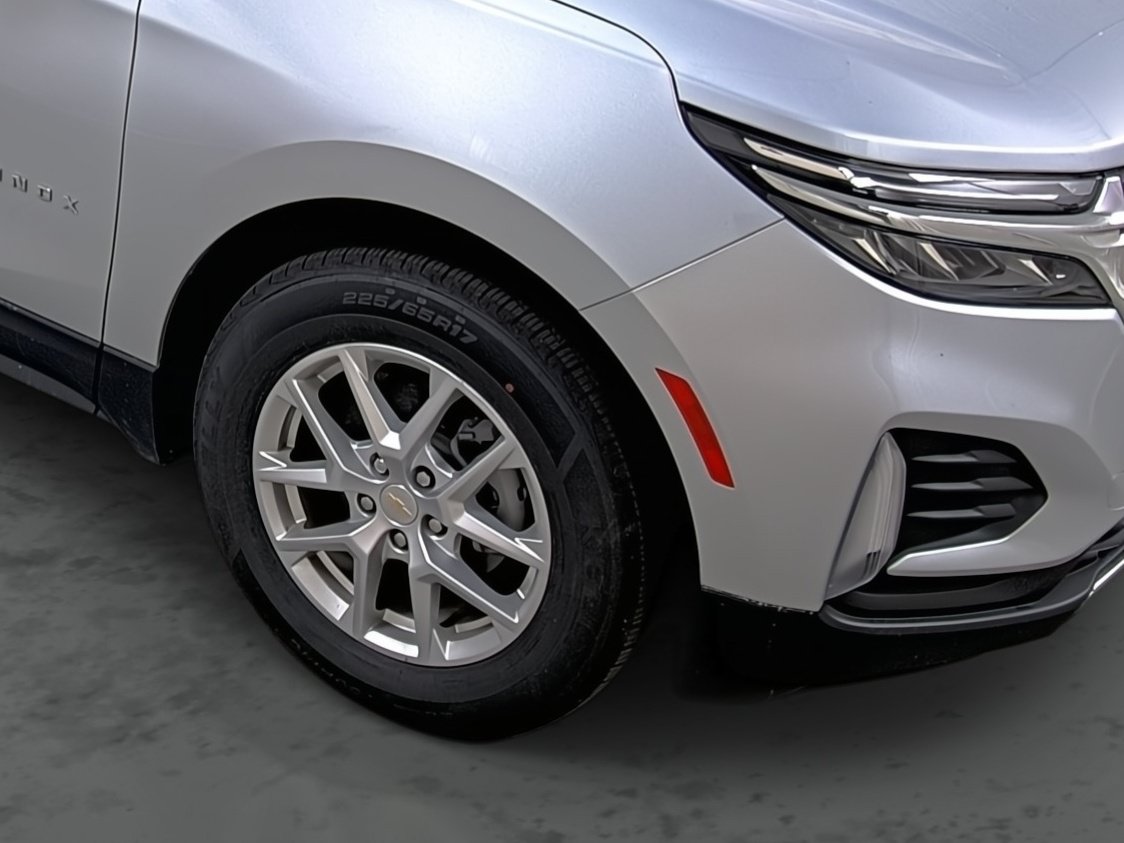 Used 2022 Chevrolet Equinox LT FWD image 14