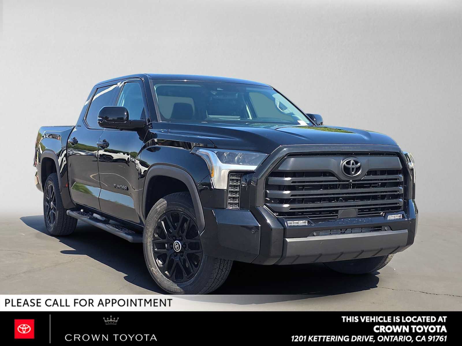Used 2024 Toyota Tundra Limited AWD/4WD image 1