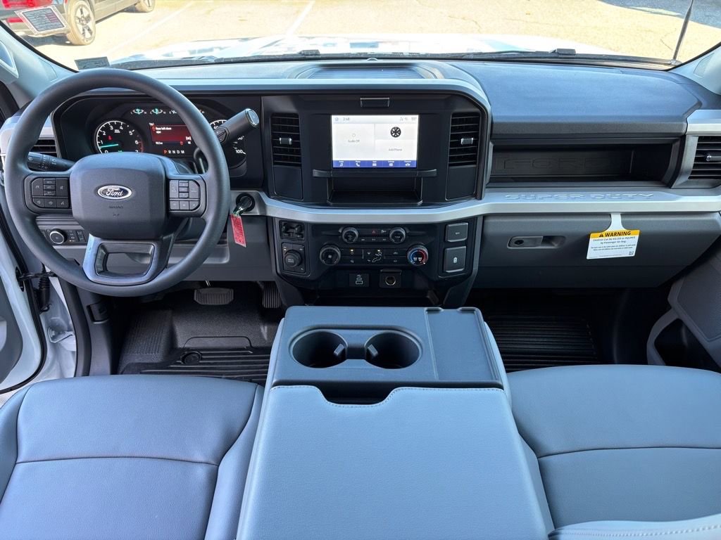 New 2026 Ford F250 XL w/ XL Chrome Package image 4