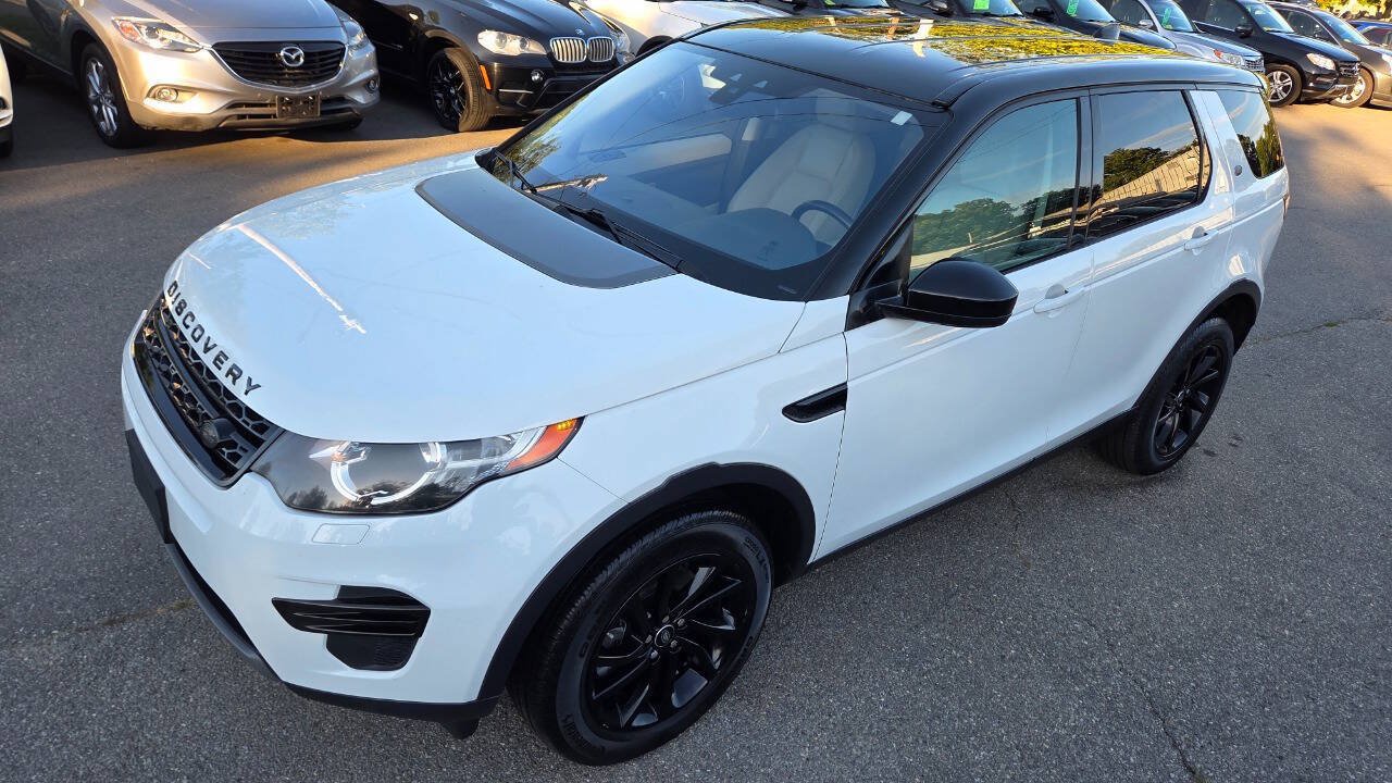 Used 2017 Land Rover Discovery Sport SE AWD/4WD image 6