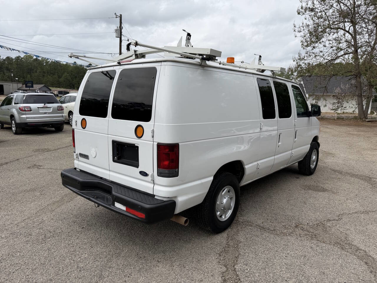 Used 2007 Ford E-250 and Econoline 250 RWD image 8