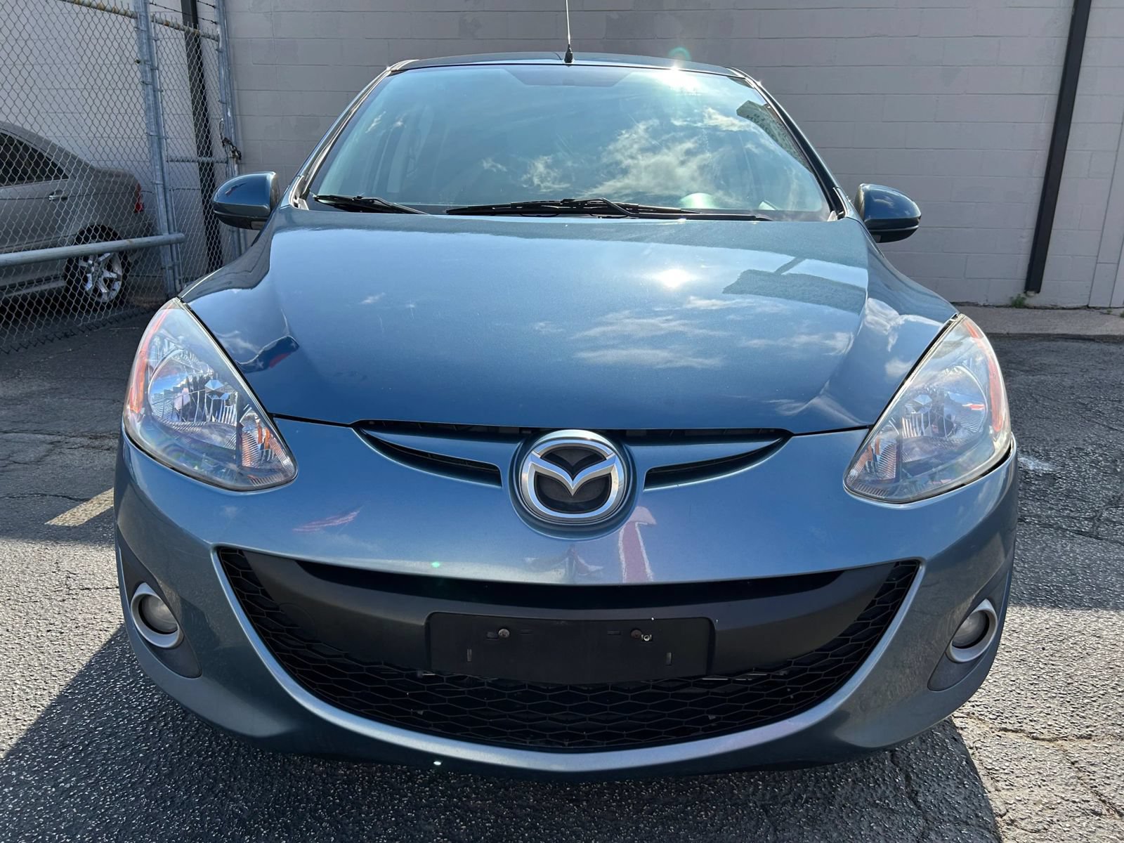 Used 2014 MAZDA MAZDA2 Touring FWD image 7
