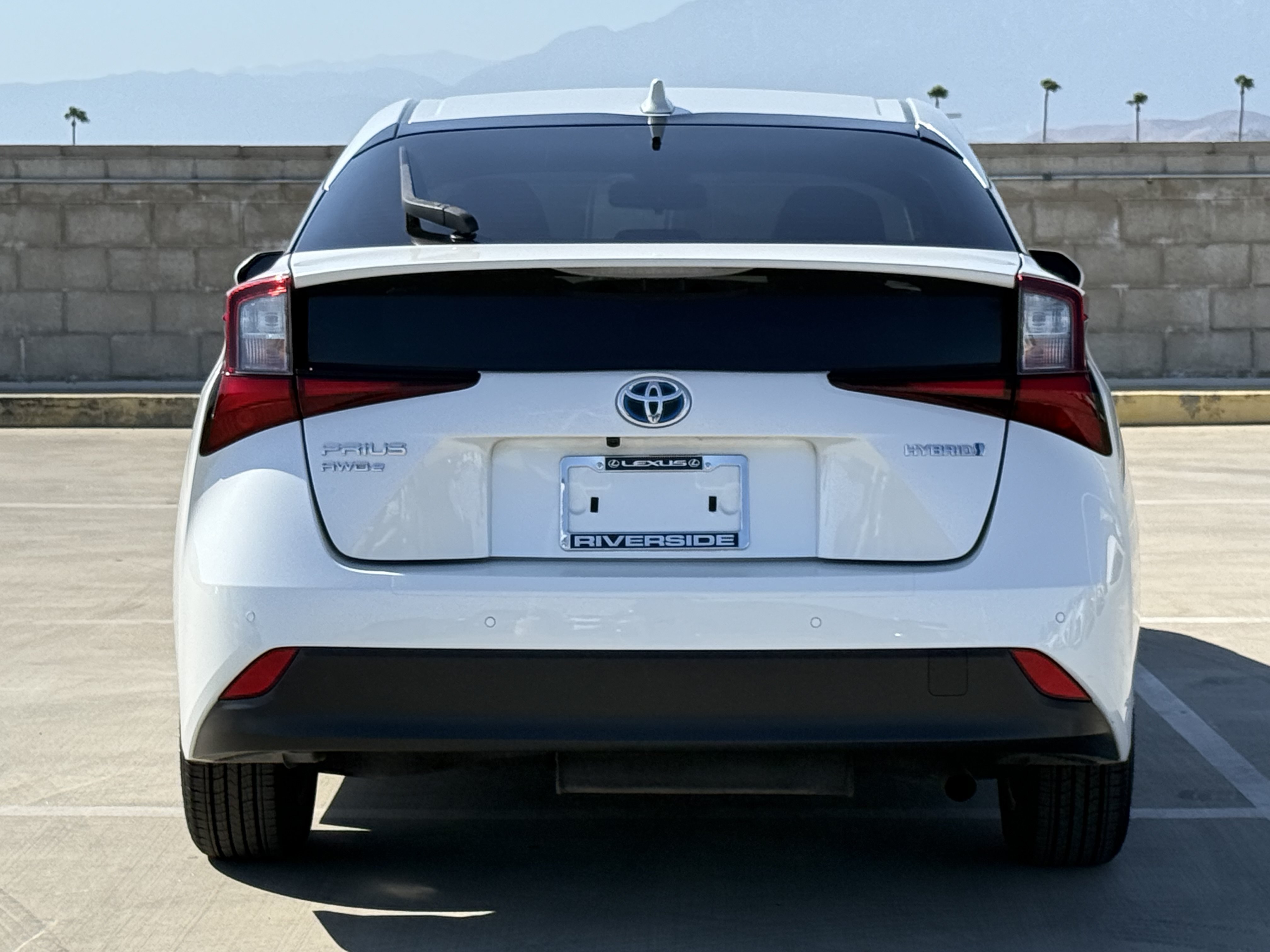 Used 2021 Toyota Prius LE w/ Carpet Mat Package (TMS) AWD/4WD image 11