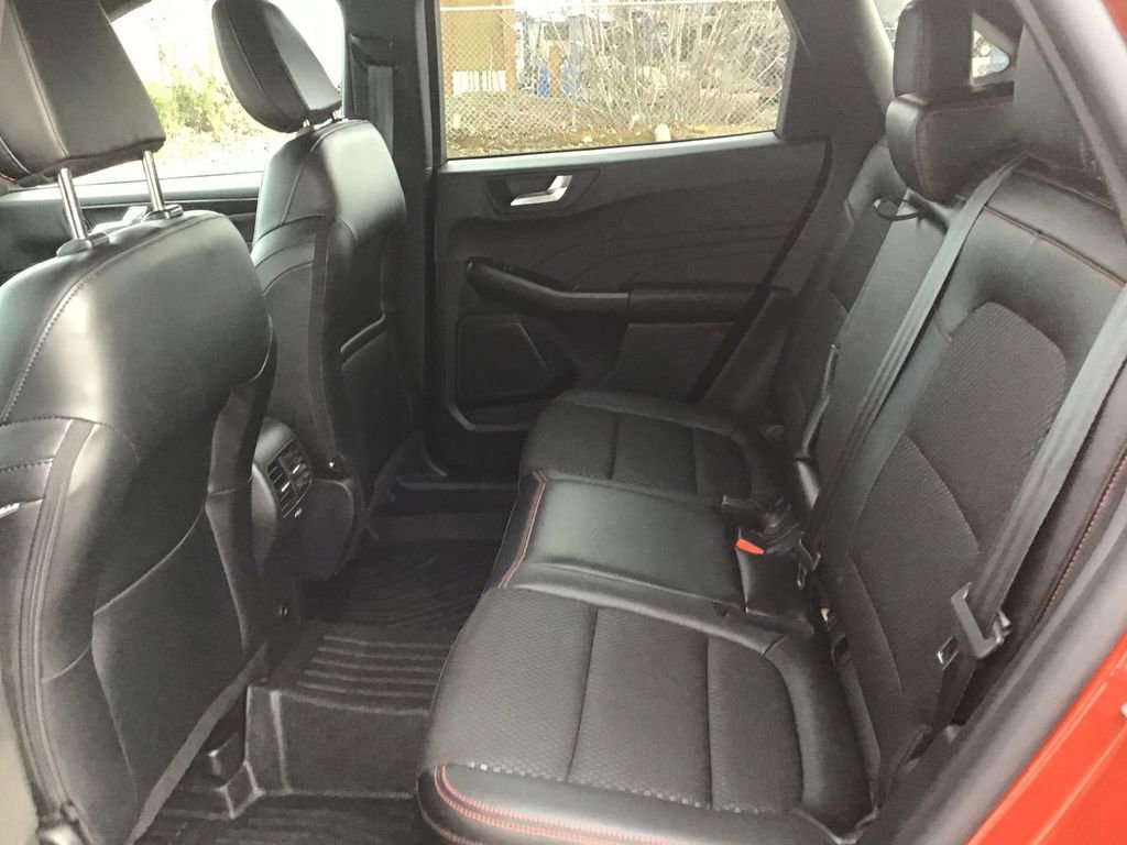 Used 2024 Ford Escape ST-Line w/ Tech Pack #1 image 17