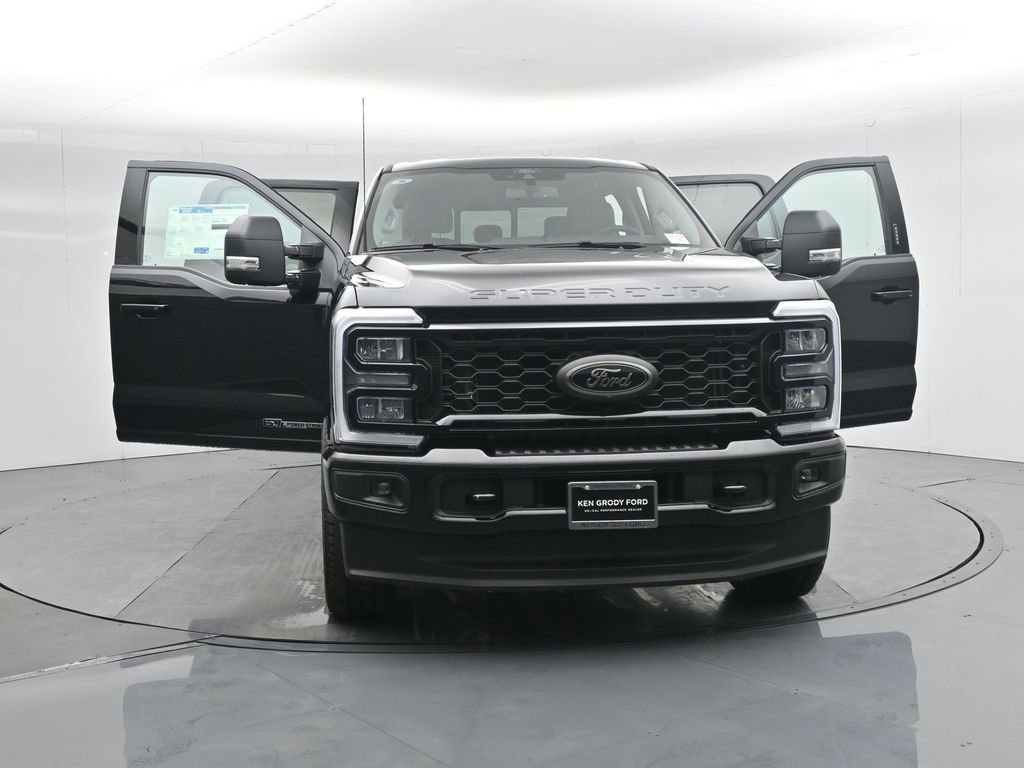 New 2026 Ford F350 XLT w/ XLT Premium Package image 32
