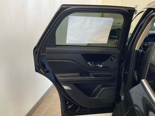 New 2025 Lincoln Corsair Grand Touring w/ Equipment Group 302A AWD/4WD image 8