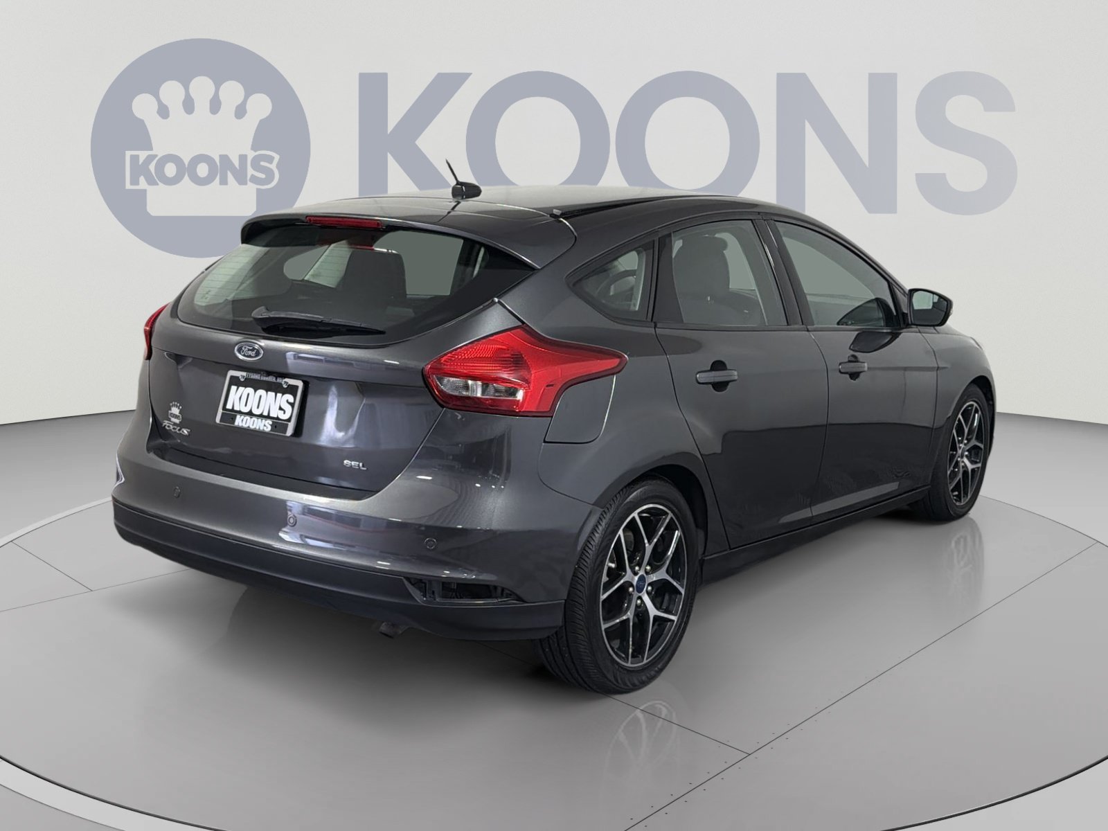 Used 2018 Ford Focus SEL FWD image 7