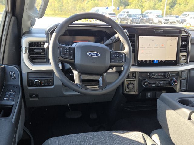 New 2026 Ford F350 XLT w/ XLT Premium Package AWD/4WD image 22