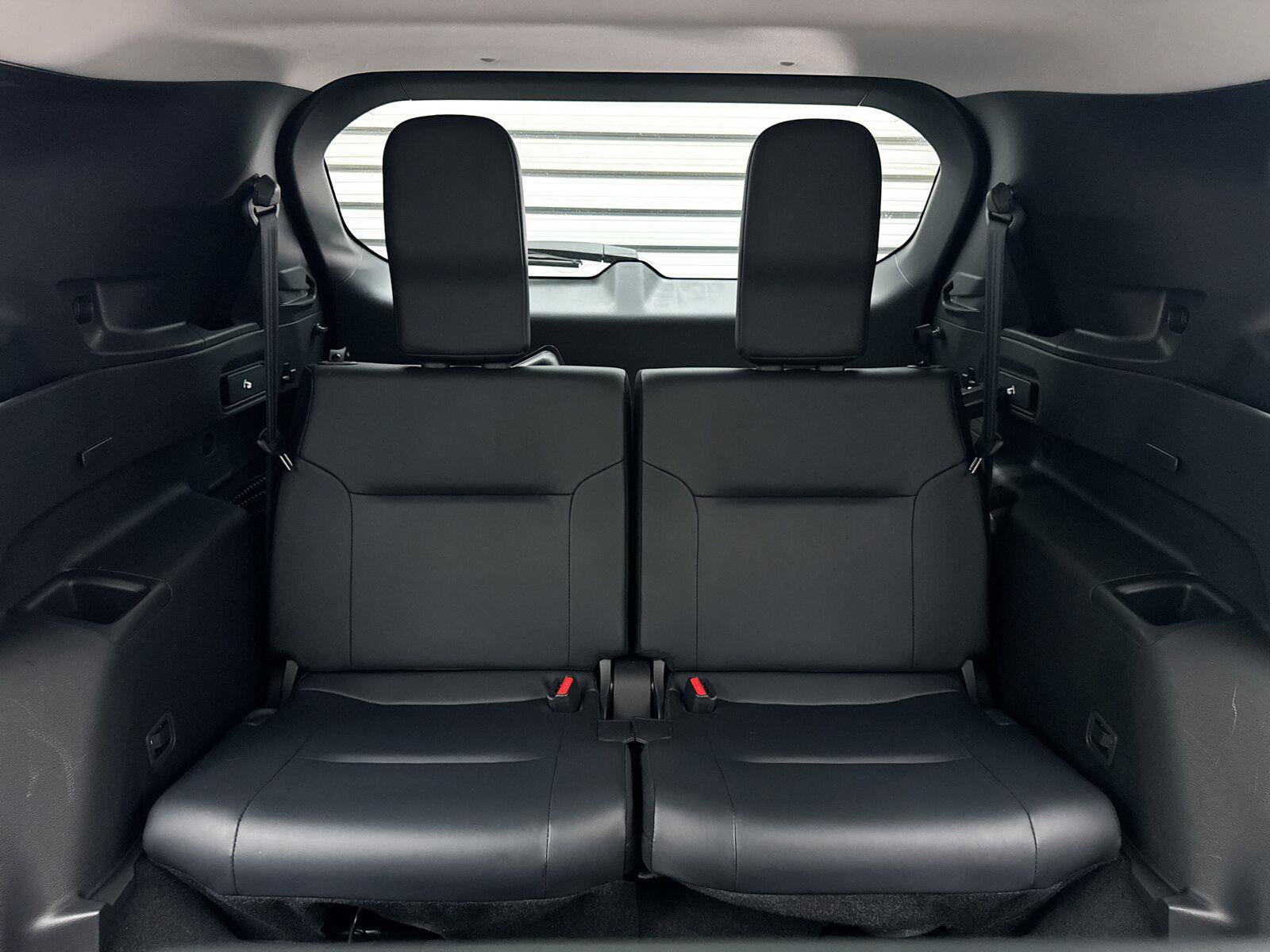 Used 2025 Mitsubishi Outlander SE FWD image 14
