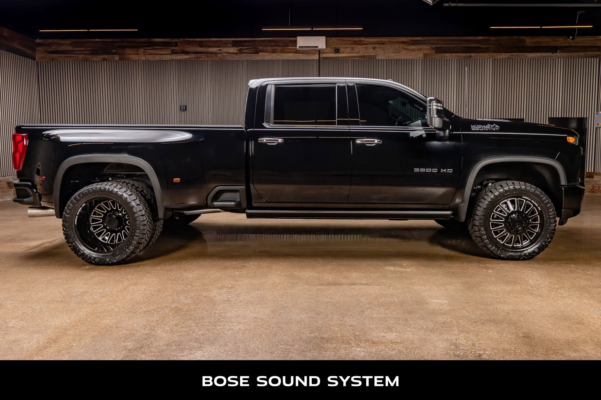 Used 2022 Chevrolet Silverado 3500 High Country image 11