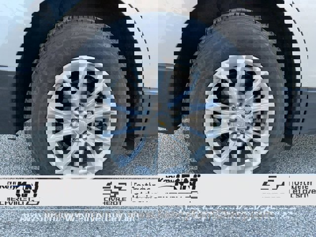 Used 2020 Chevrolet Equinox LS w/ LS Convenience Package image 9