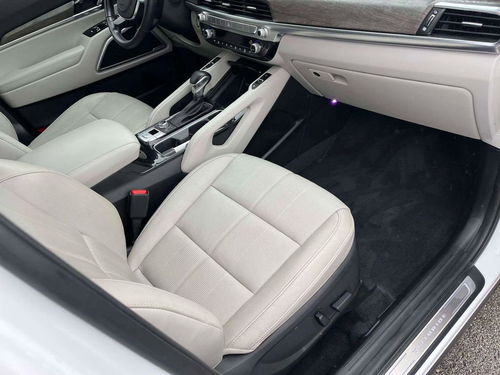 Used 2021 Kia Telluride EX w/ EX Premium Package image 11