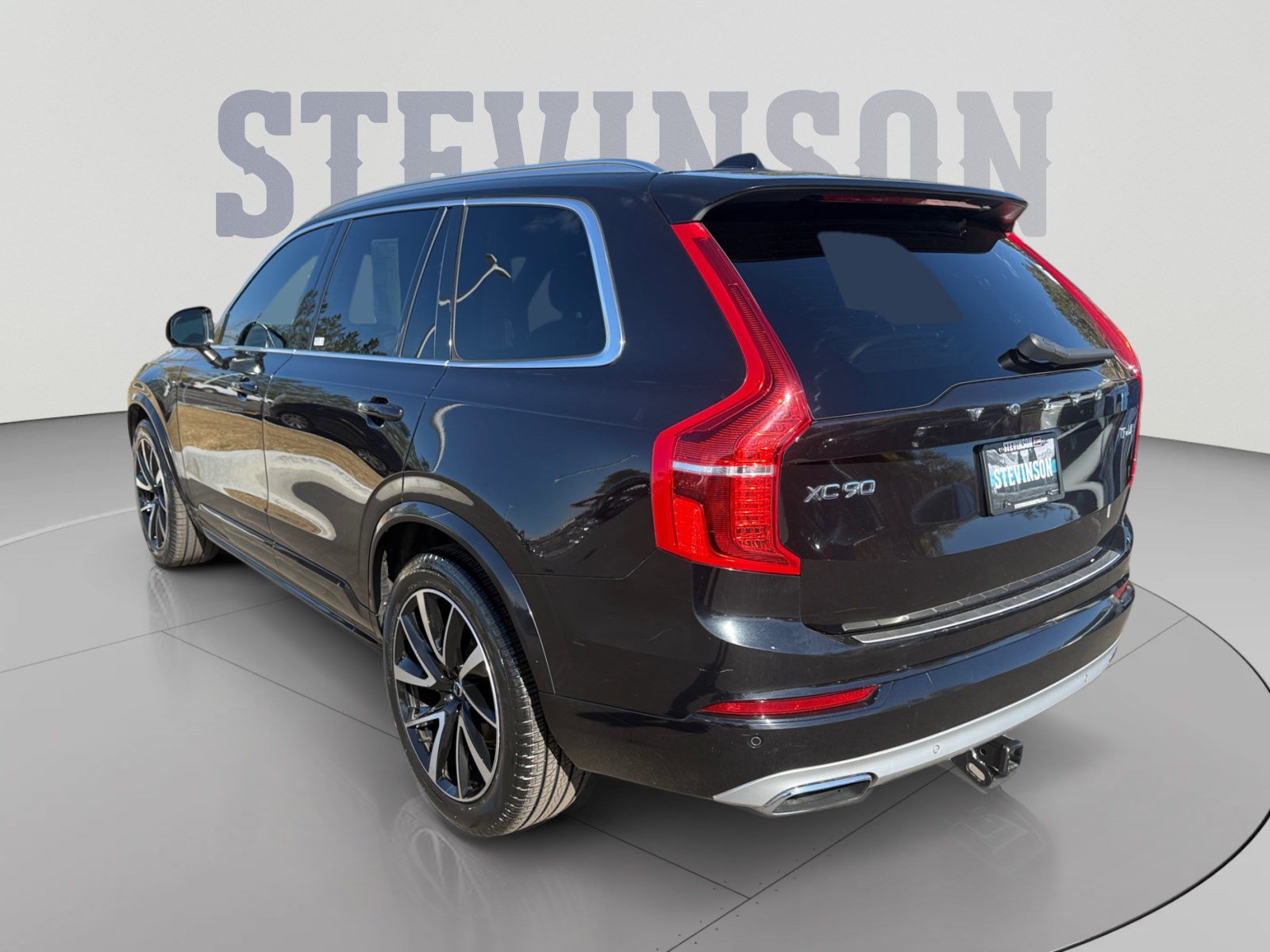 Used 2020 Volvo XC90 T6 Momentum AWD/4WD image 3