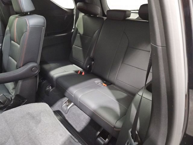 Certified 2025 Chevrolet Traverse RS w/ LPO, Floor Liner Package AWD/4WD image 15