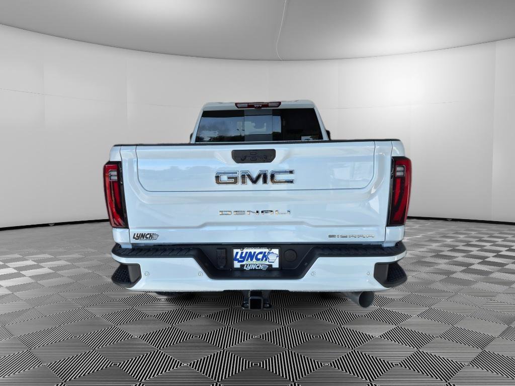 New 2026 GMC Sierra 2500 Denali Ultimate AWD/4WD image 4