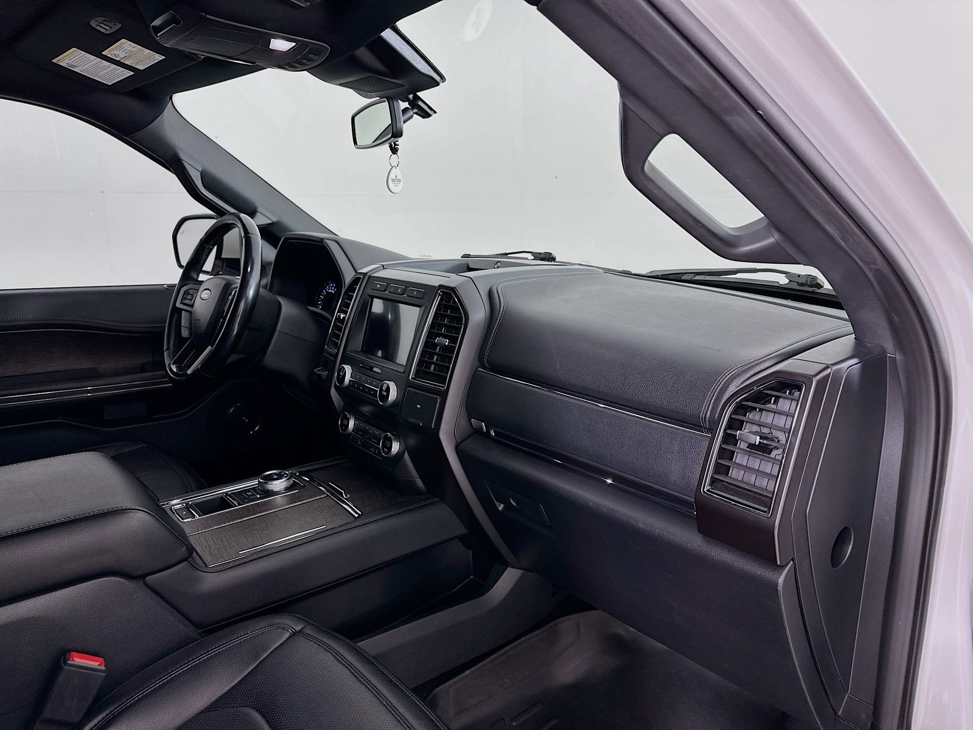 Used 2021 Ford Expedition Limited image 33