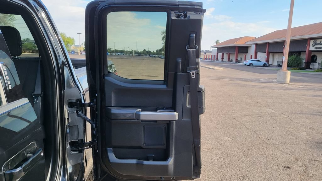 Used 2016 Ford F150 XLT w/ Equipment Group 301A Mid RWD image 24