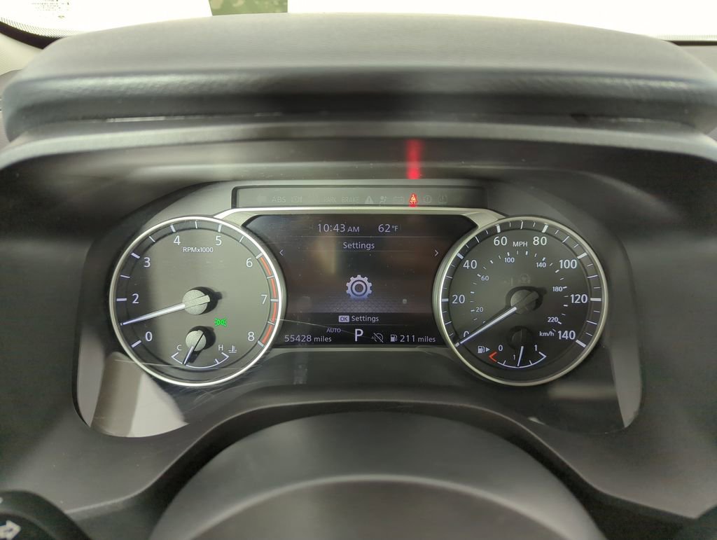 Used 2024 Nissan Rogue S image 37