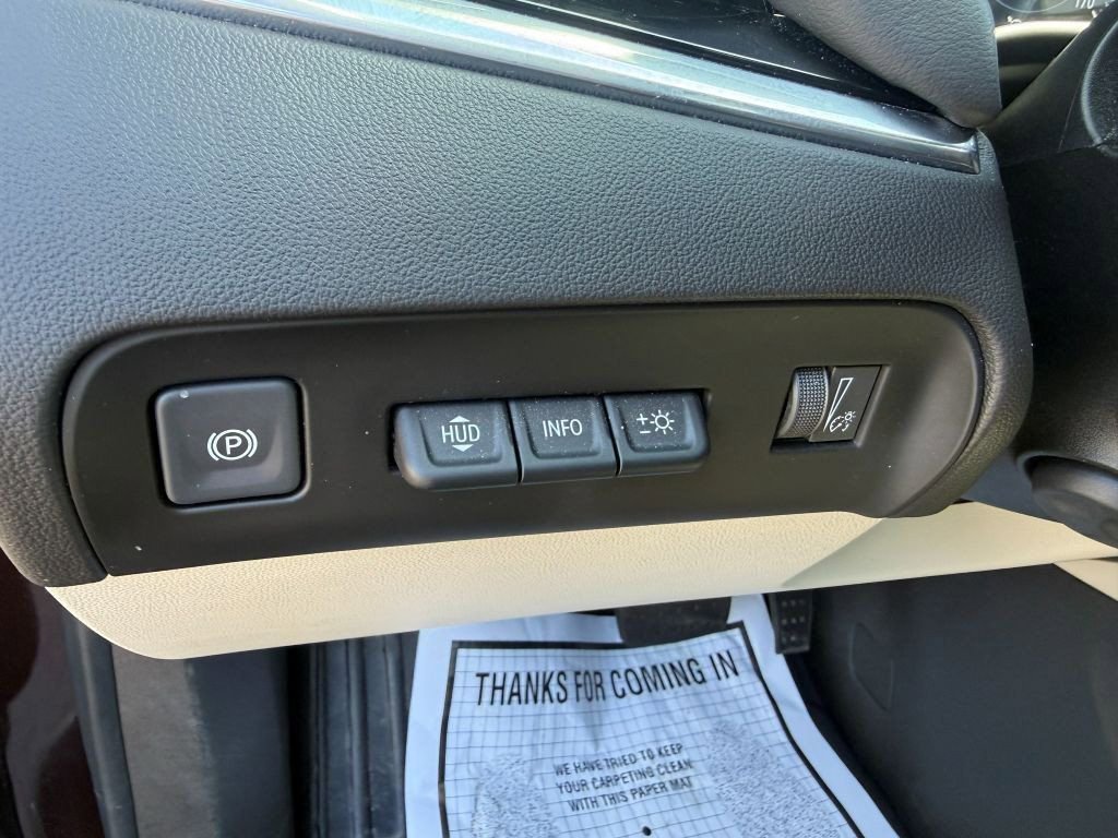 Used 2022 Buick Enclave Avenir image 10