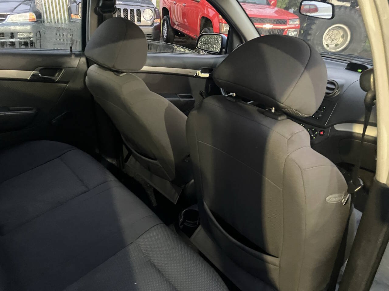 Used 2007 Chevrolet Aveo LS FWD image 30