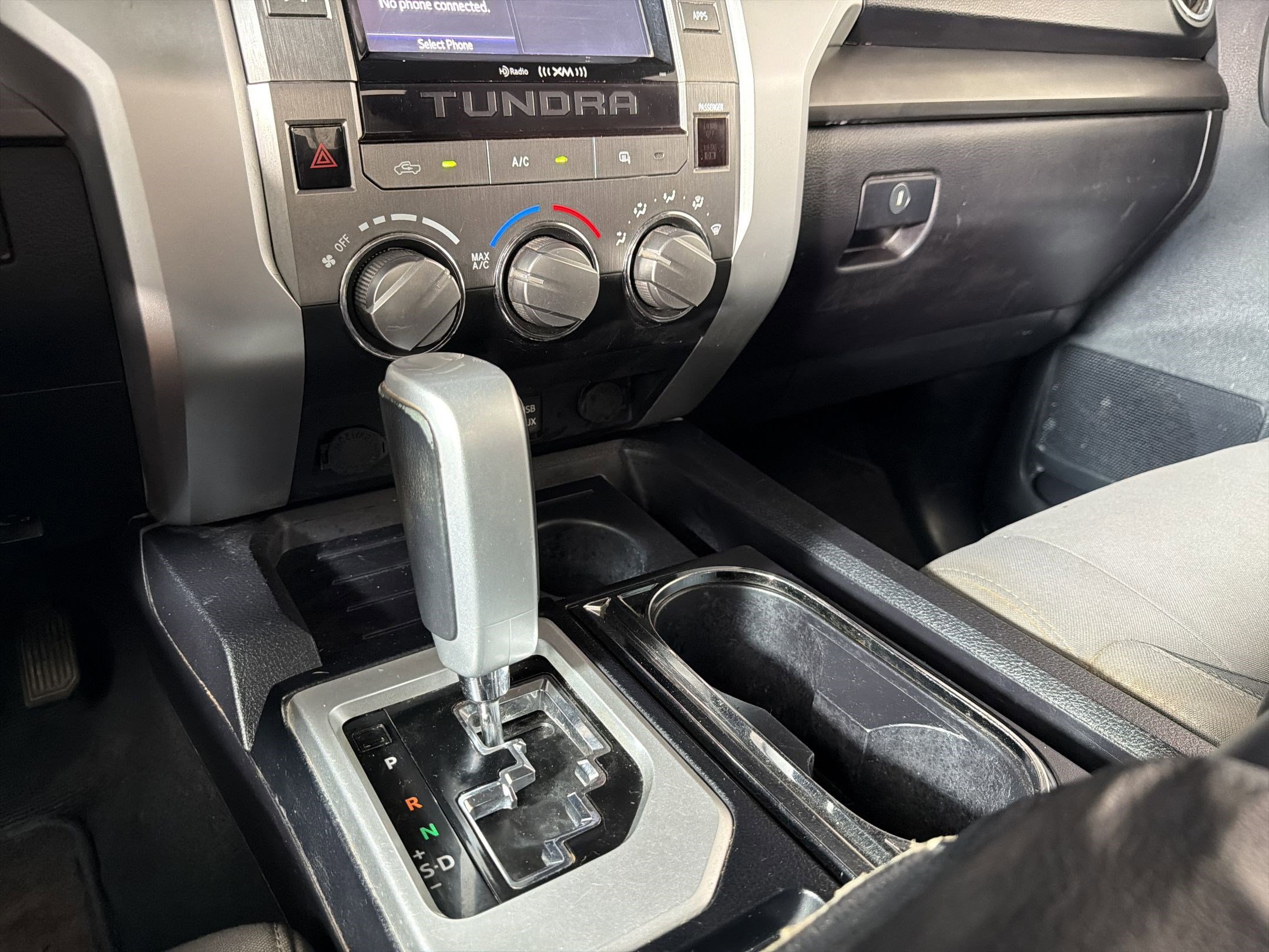 Used 2015 Toyota Tundra SR5 w/ SR5 Upgrade Package RWD image 15