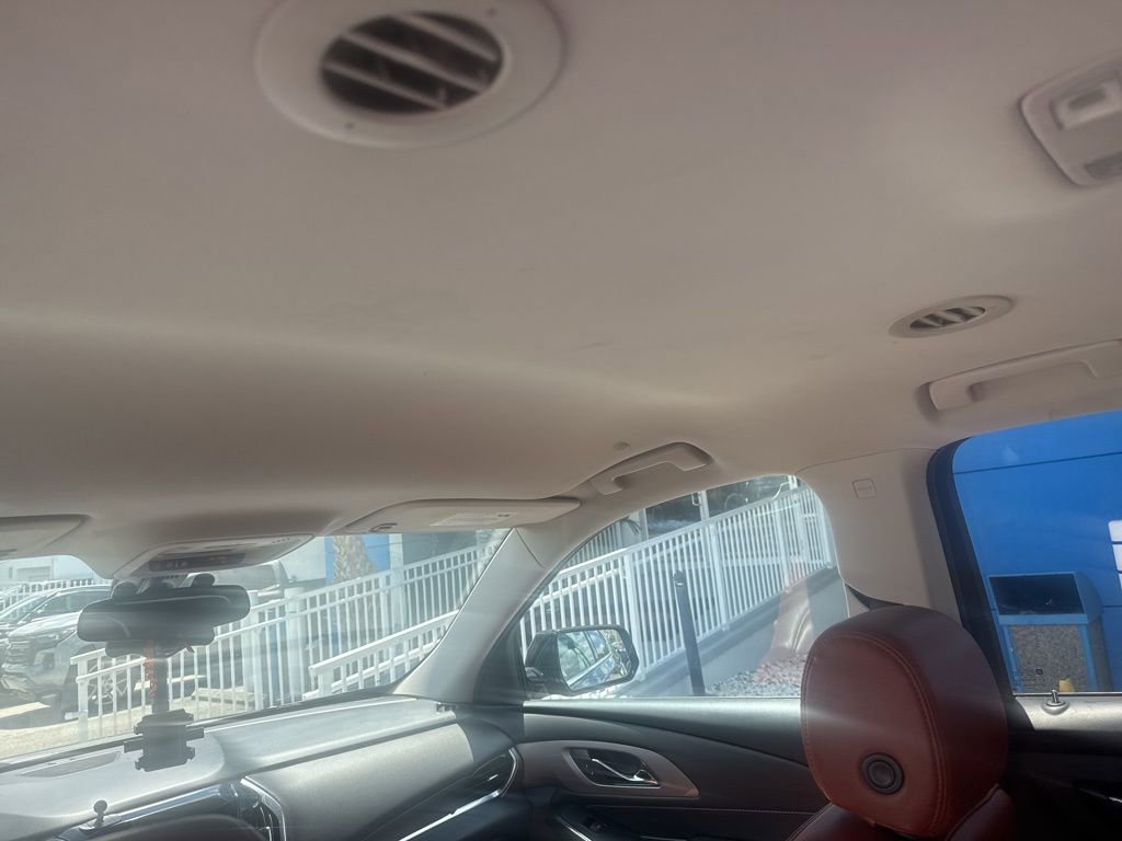 Used 2019 Chevrolet Traverse LT FWD image 13